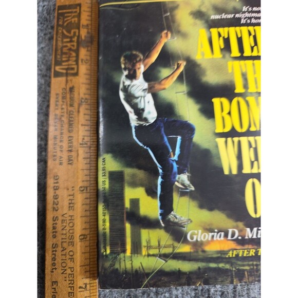 After the Bomb: Week One - Gloria D. Miklowitz - 1987 Scholastic Paperback - Picture 2 of 7